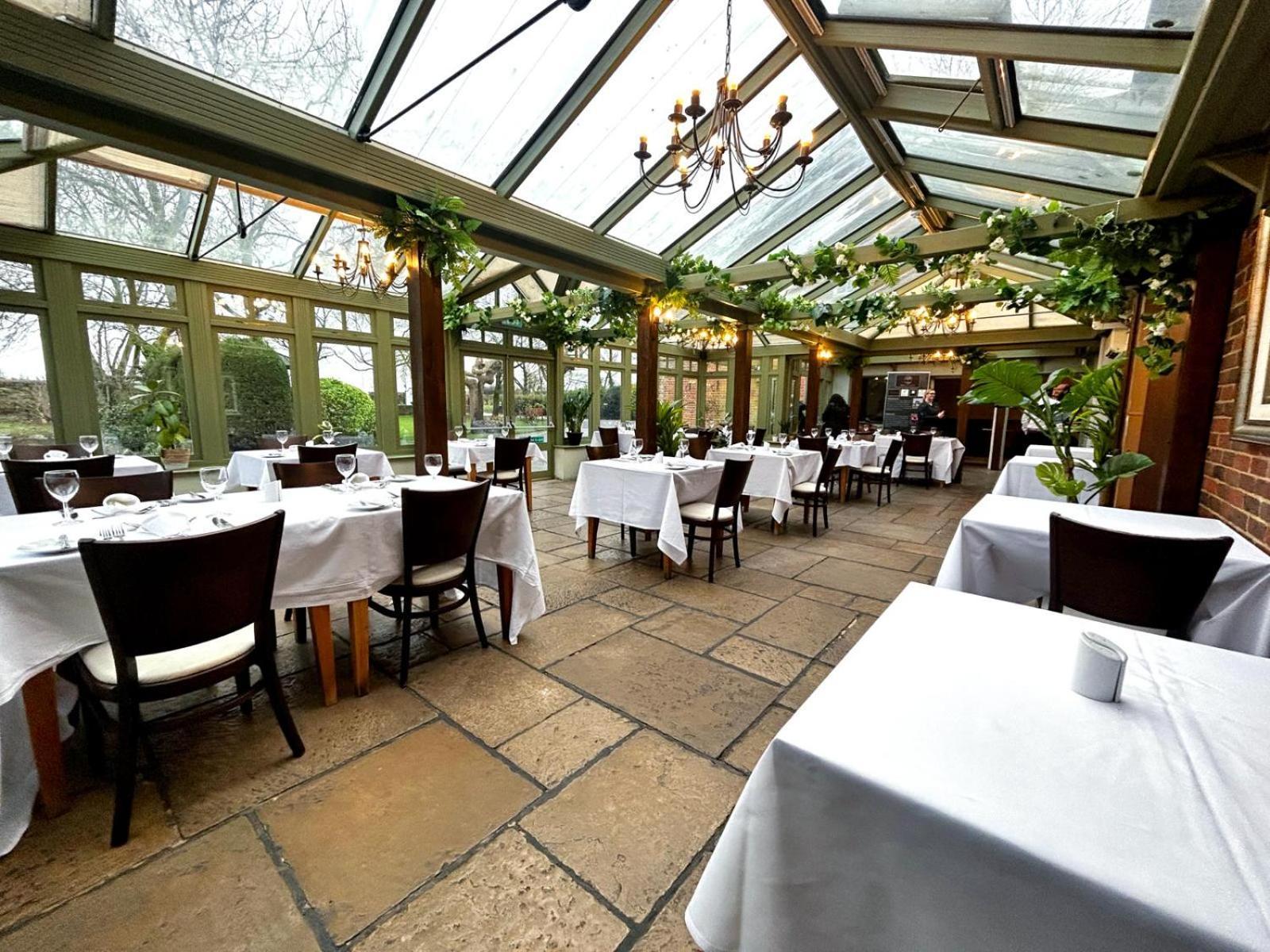 Marsh Farm Hotel Swindon Dış mekan fotoğraf