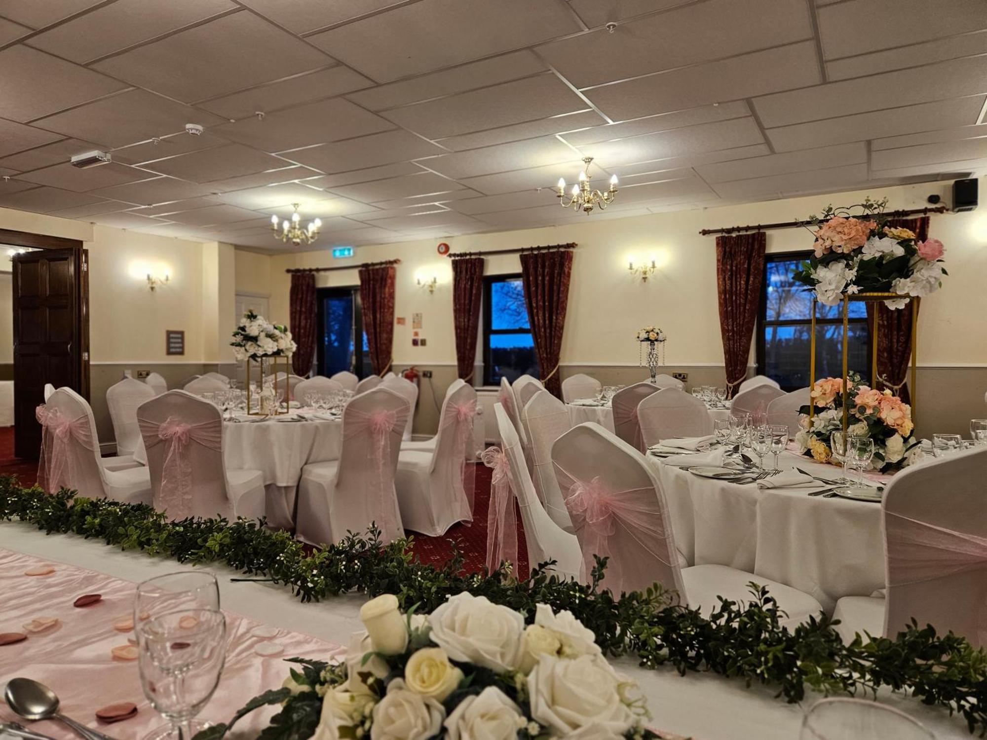 Marsh Farm Hotel Swindon Dış mekan fotoğraf